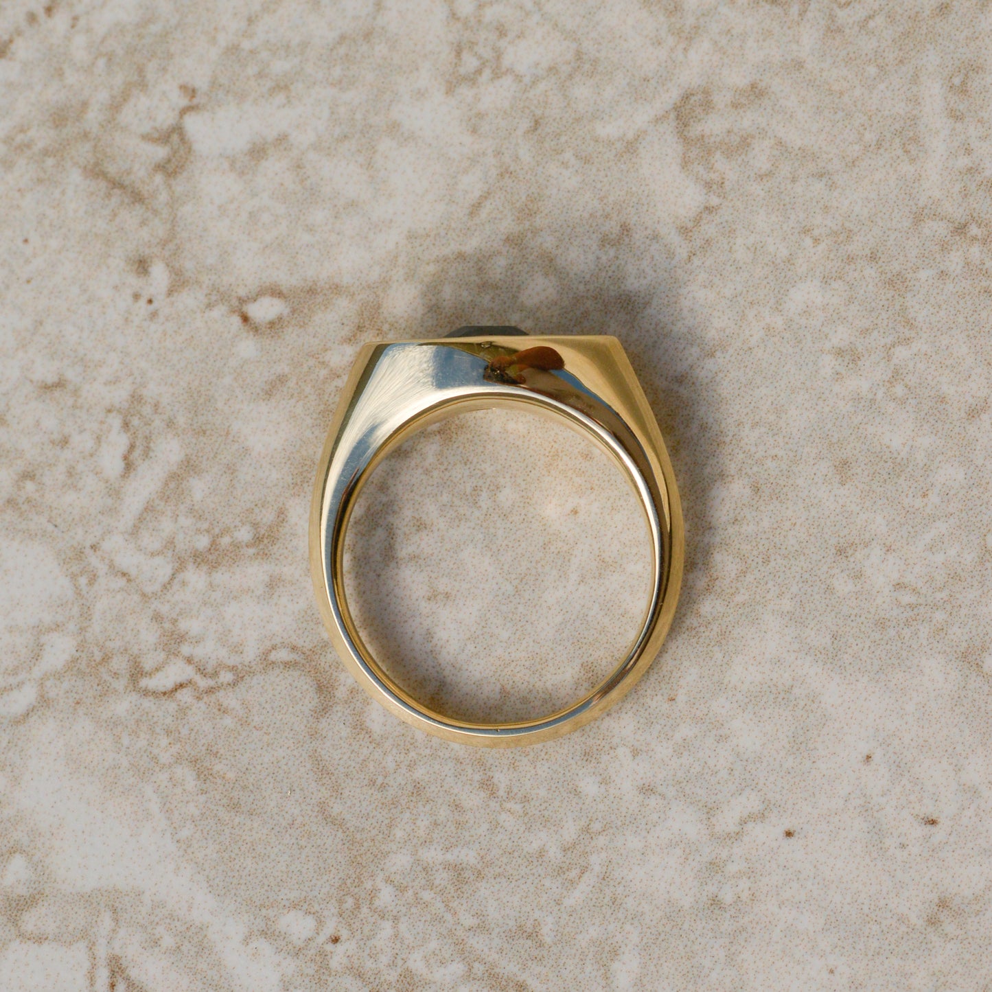 02: Heart Eye Signet, sapphire