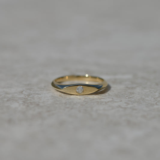 02: Diamond Eye Signet, old mine cut