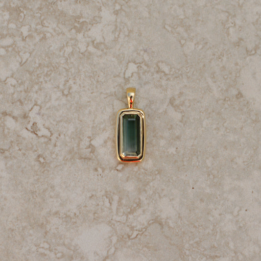09: Bubble Bezel pendant, bicolor tourmaline