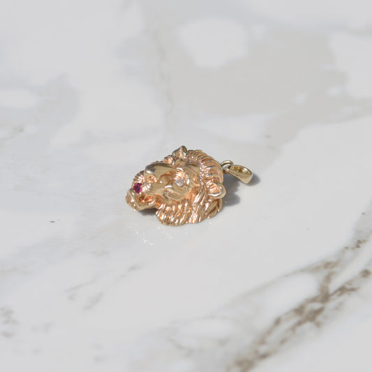 Vintage Lion with Diamond Eyes Pendant 14k