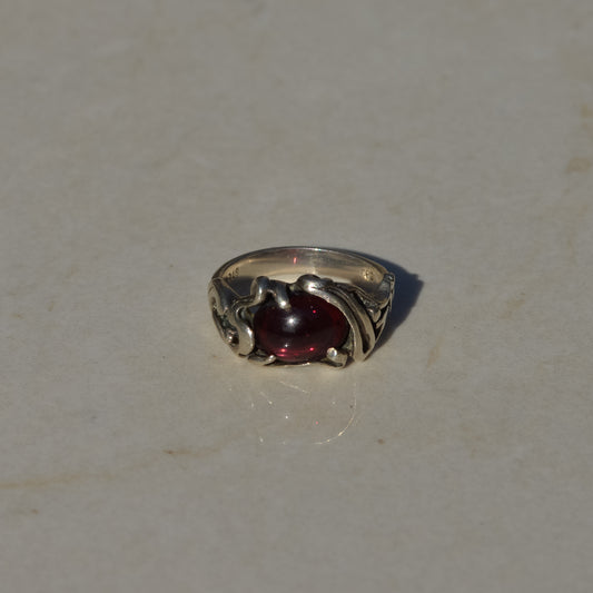 Vintage Sterling Garnet Brutalist Ring
