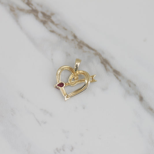 Vintage Heart and Arrow Pendant 14k