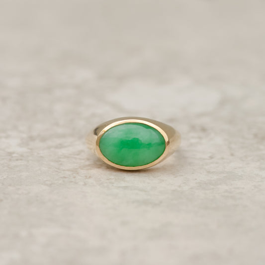 Vintage Jade Oval Signet Ring