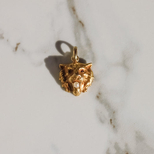 Antique Lion Pendant with Pearl