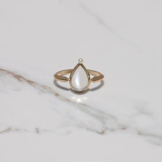 Vintage Moonstone and Pearl Ring