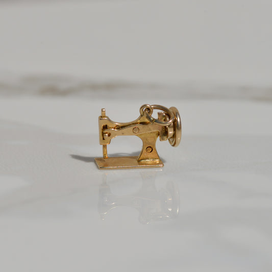 Vintage Articulated Sewing Machine Charm