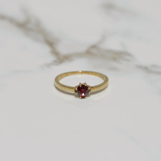 Vintage Garnet Ring