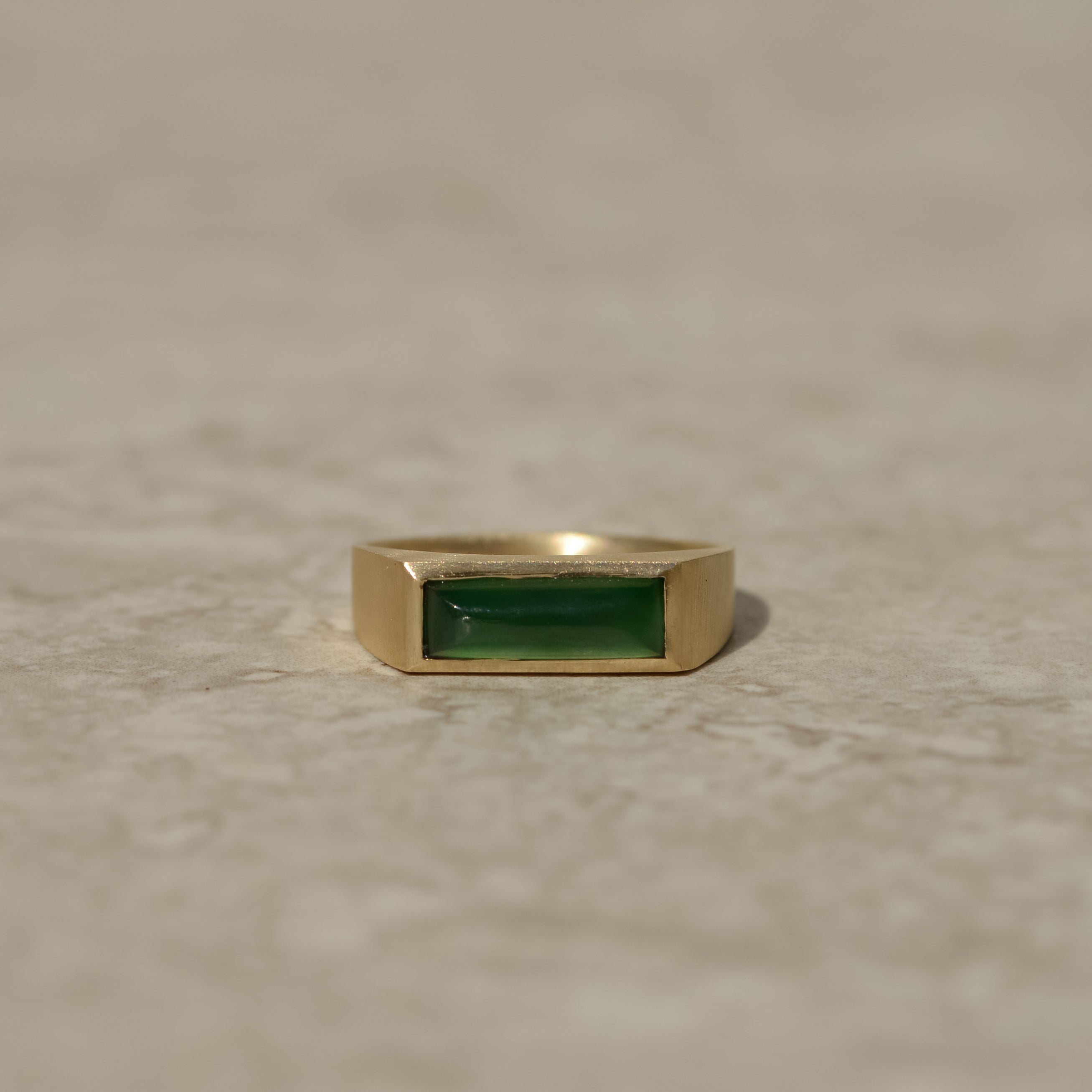 Bar Signet, jadeite