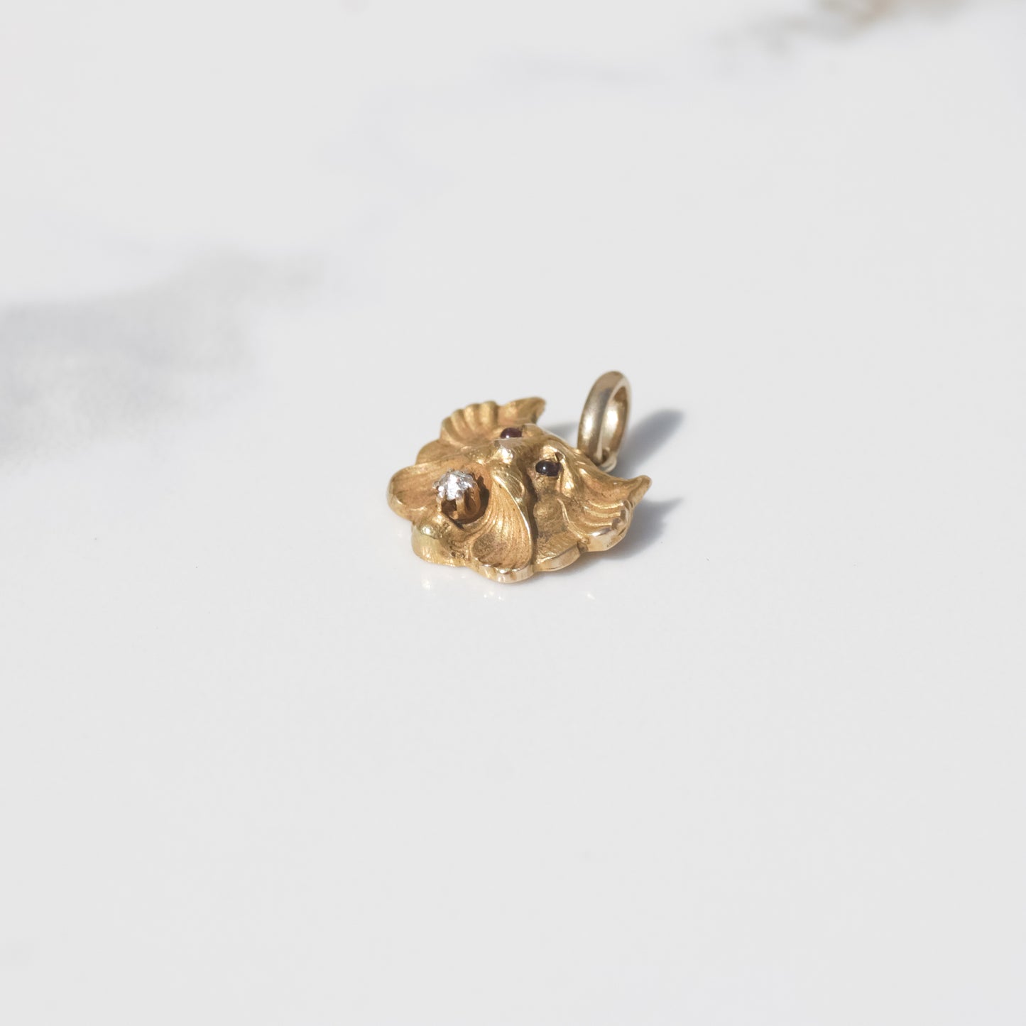 Antique Lion Charm with Diamond 15k