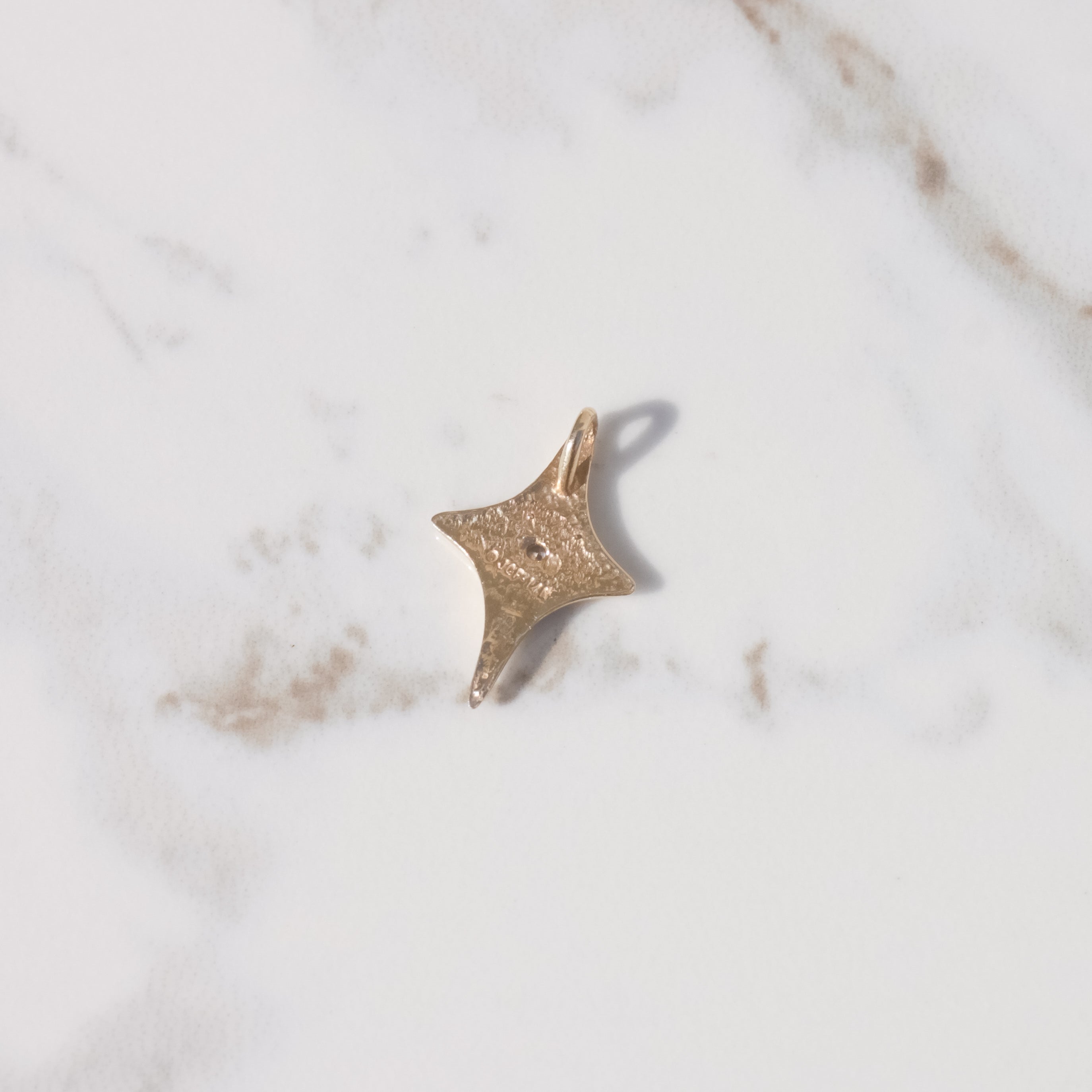Vintage 4-pointed Star Pendant 14k