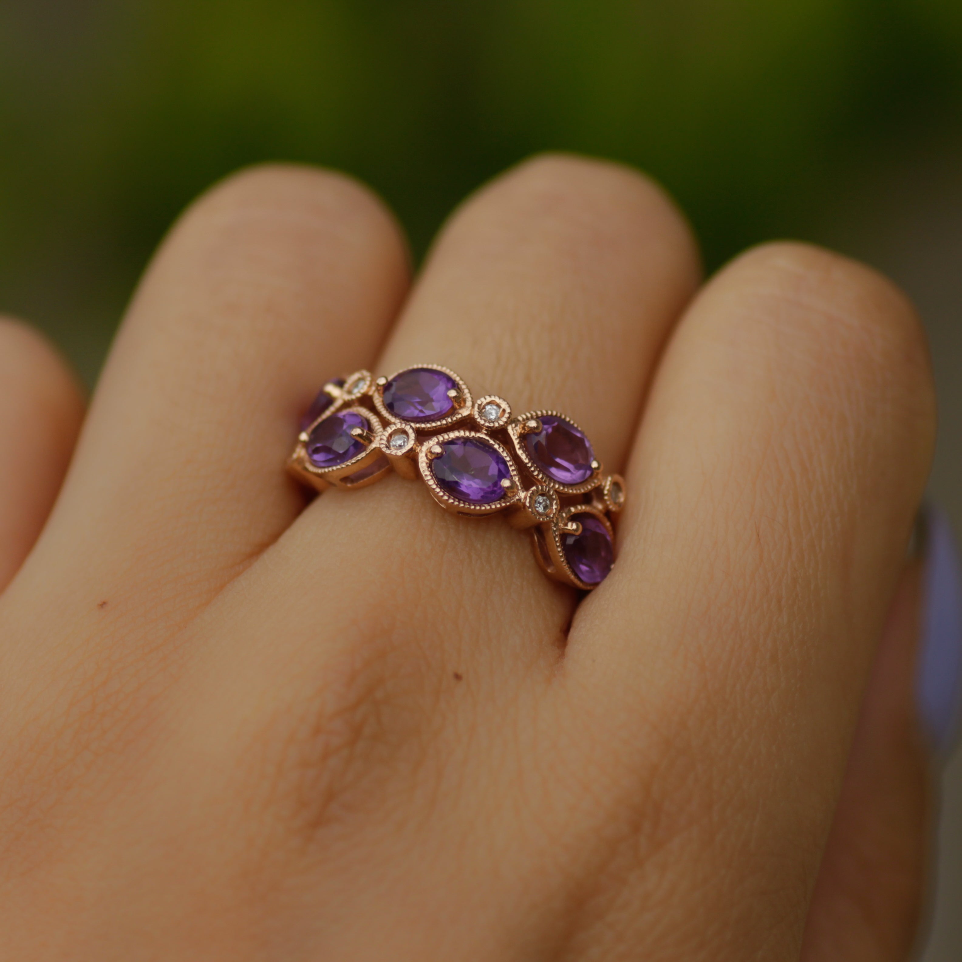 Oval Amethyst and Diamond Ring 14k Sz 7