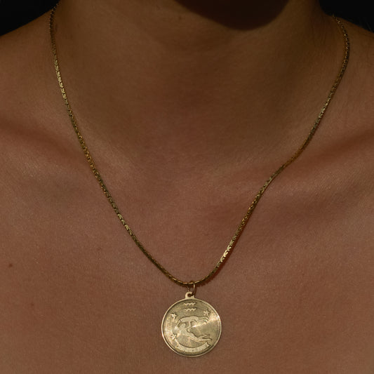 Vintage Aquarius Zodiac Medallion Charm 14k