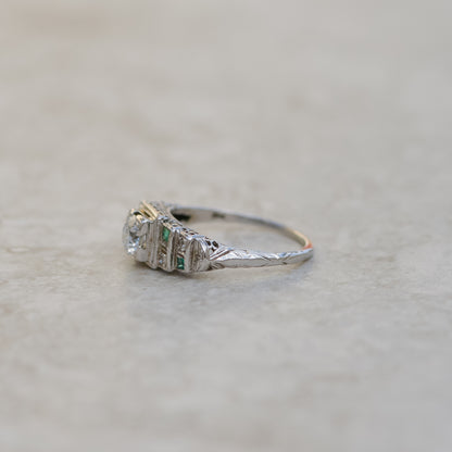 Art Deco 0.6 ct Diamond and Emerald Ring