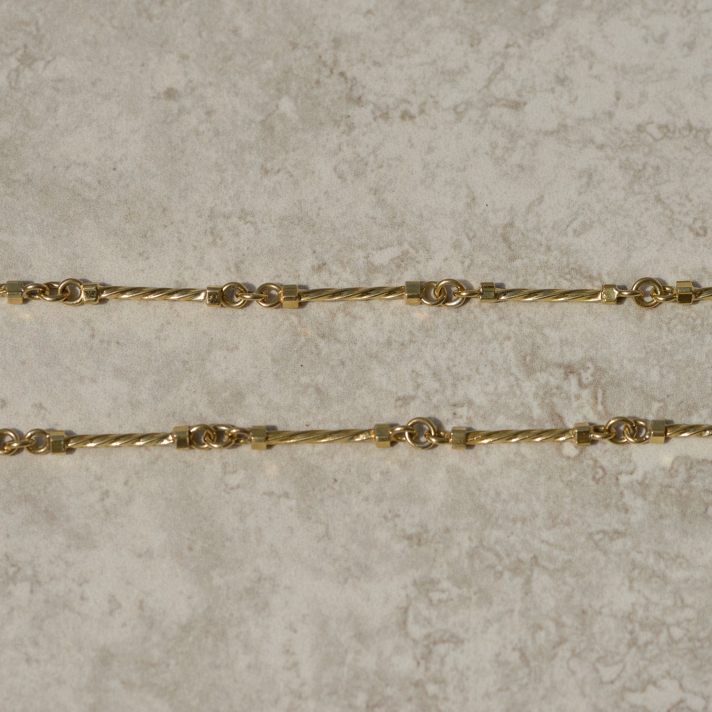 Vintage Twisted Bar Chain Necklace