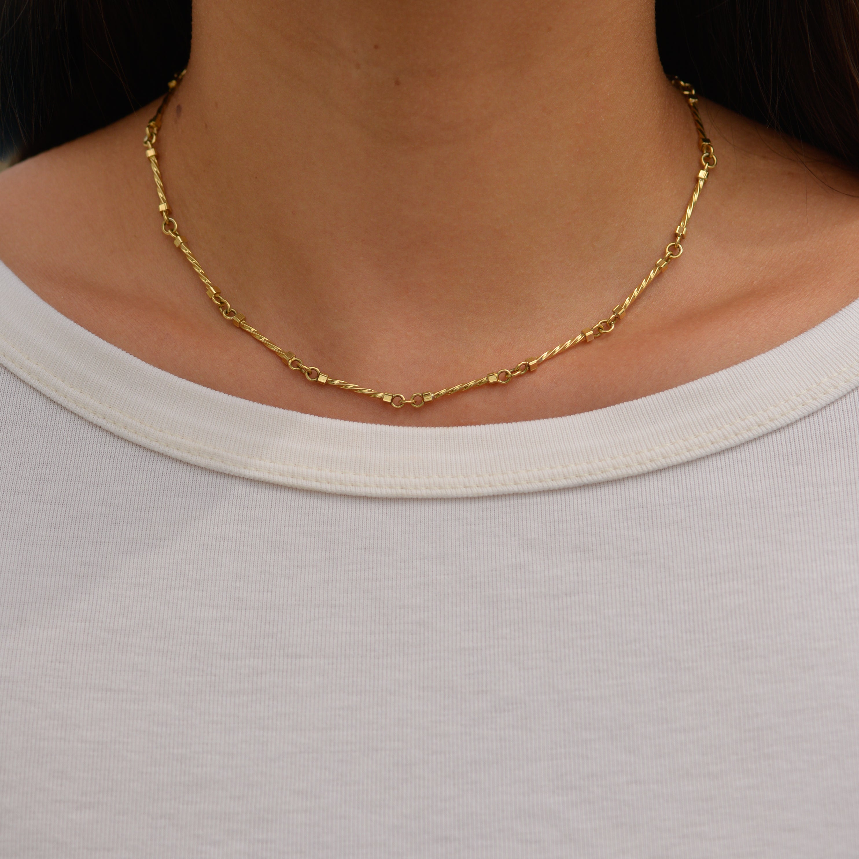Vintage Twisted Bar Chain Necklace
