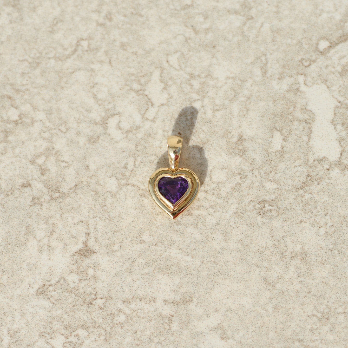 09: Bubble Bezel pendant, amethyst