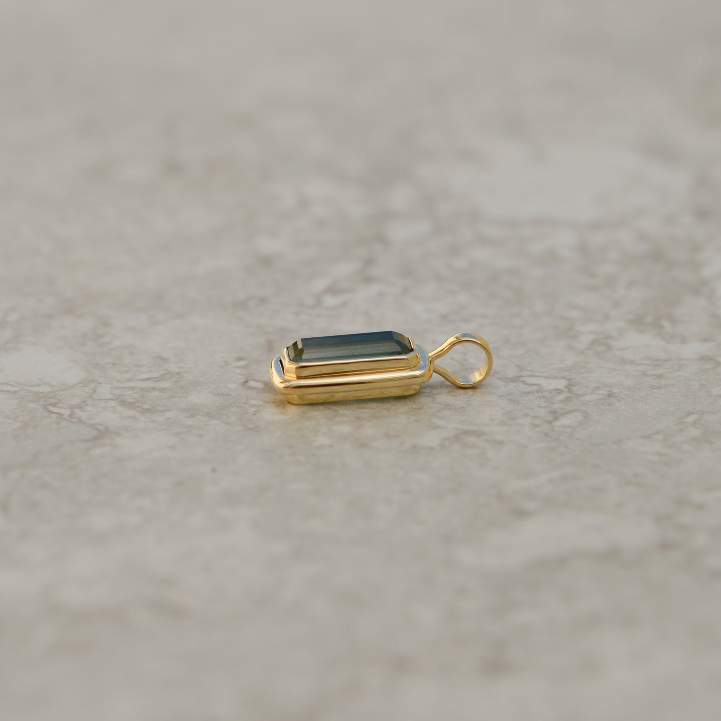 09: Bubble Bezel pendant, bicolor tourmaline