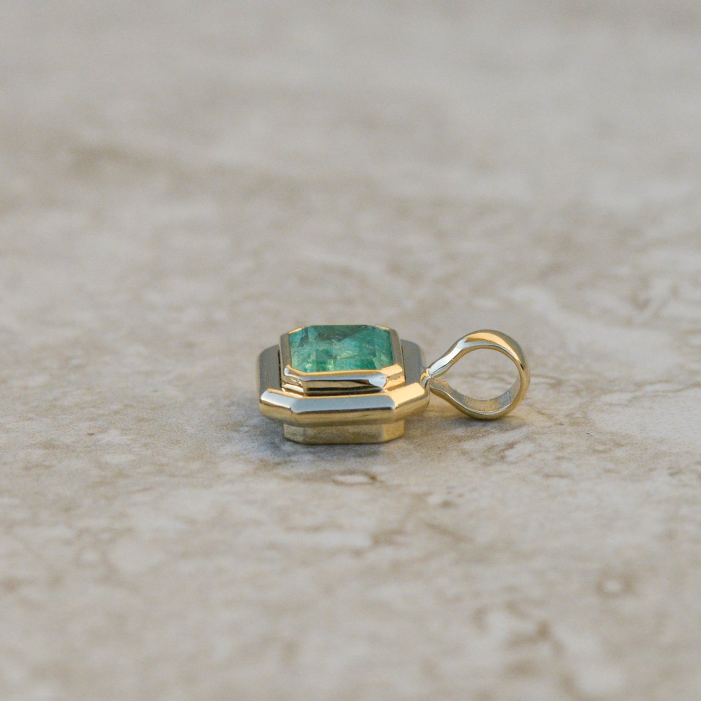 09: Bubble Bezel Pendant, emerald