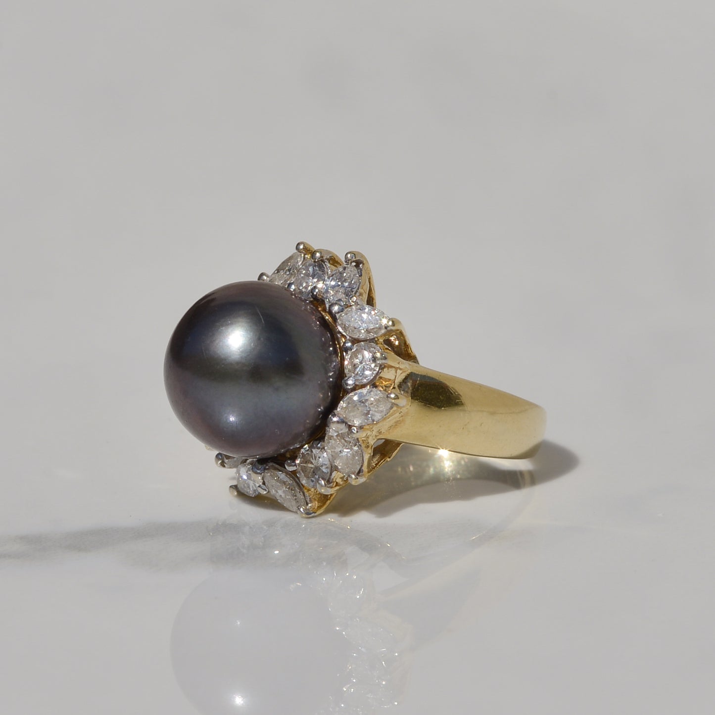 Vintage Black Cultured Pearl Diamond Halo Ring Sz 6 1/2 18k