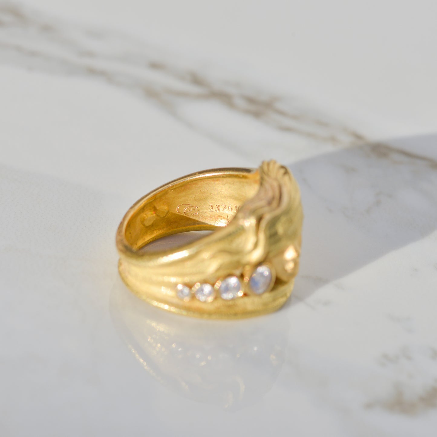 Vintage Carrera y Carrera Goddess Ring Sz 6 3/4 18k