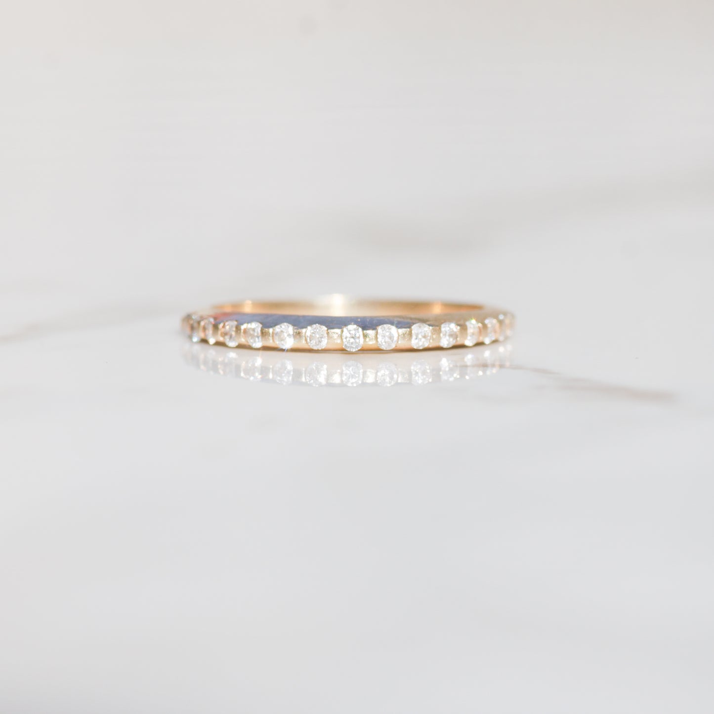 Vintage Diamond Stacking Ring Sz 7 14k