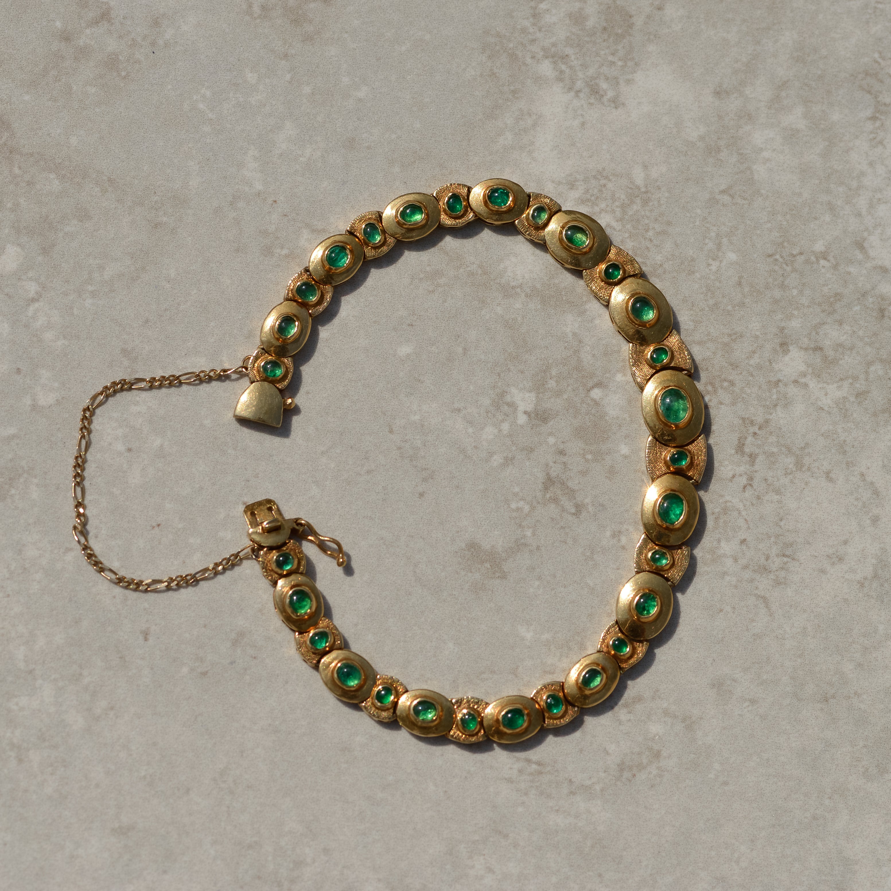 Vintage Emerald Cabochon Bracelet