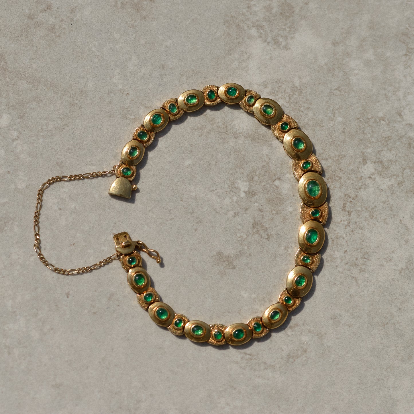 Vintage Emerald Cabochon Bracelet