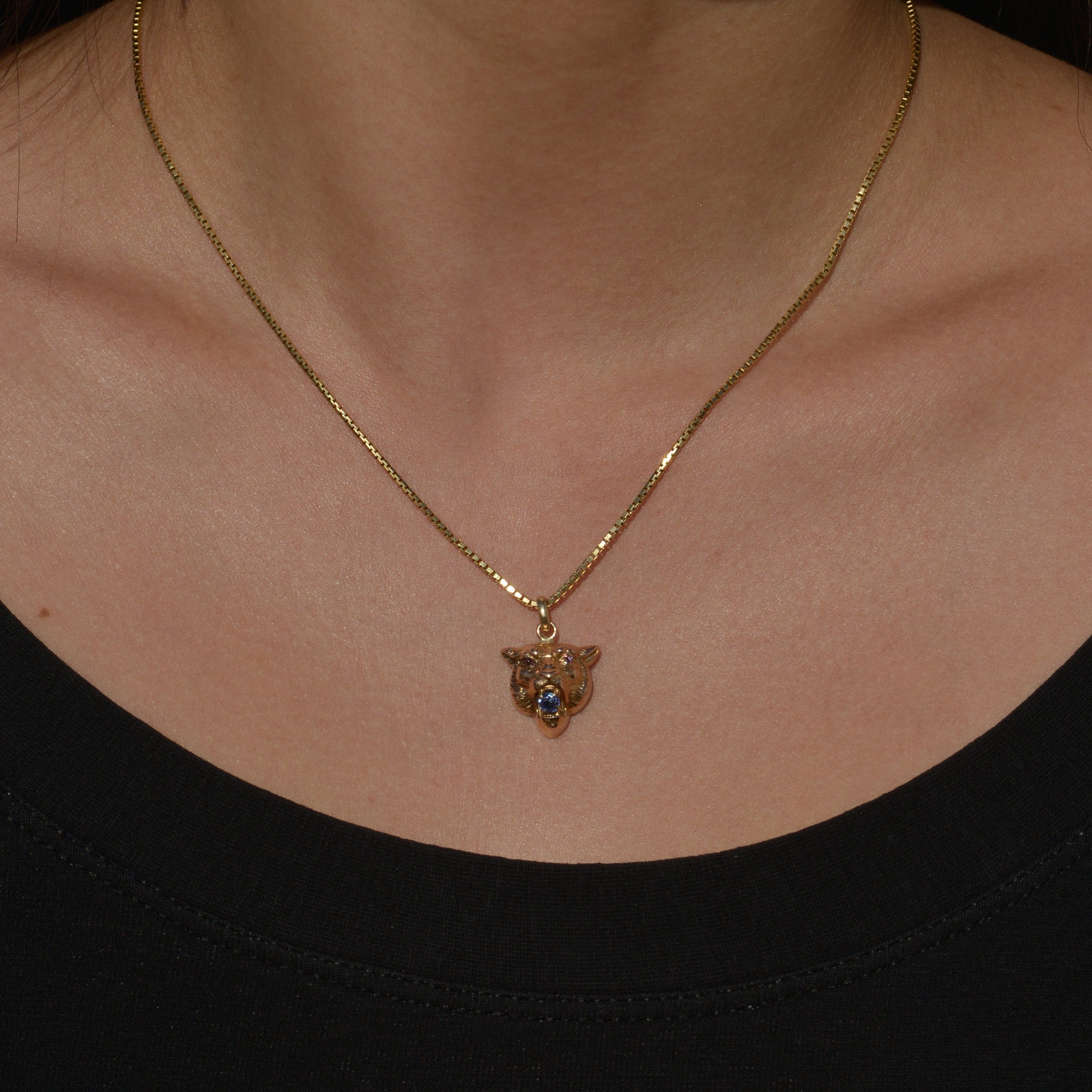 Antique Lion Sapphire Pendant
