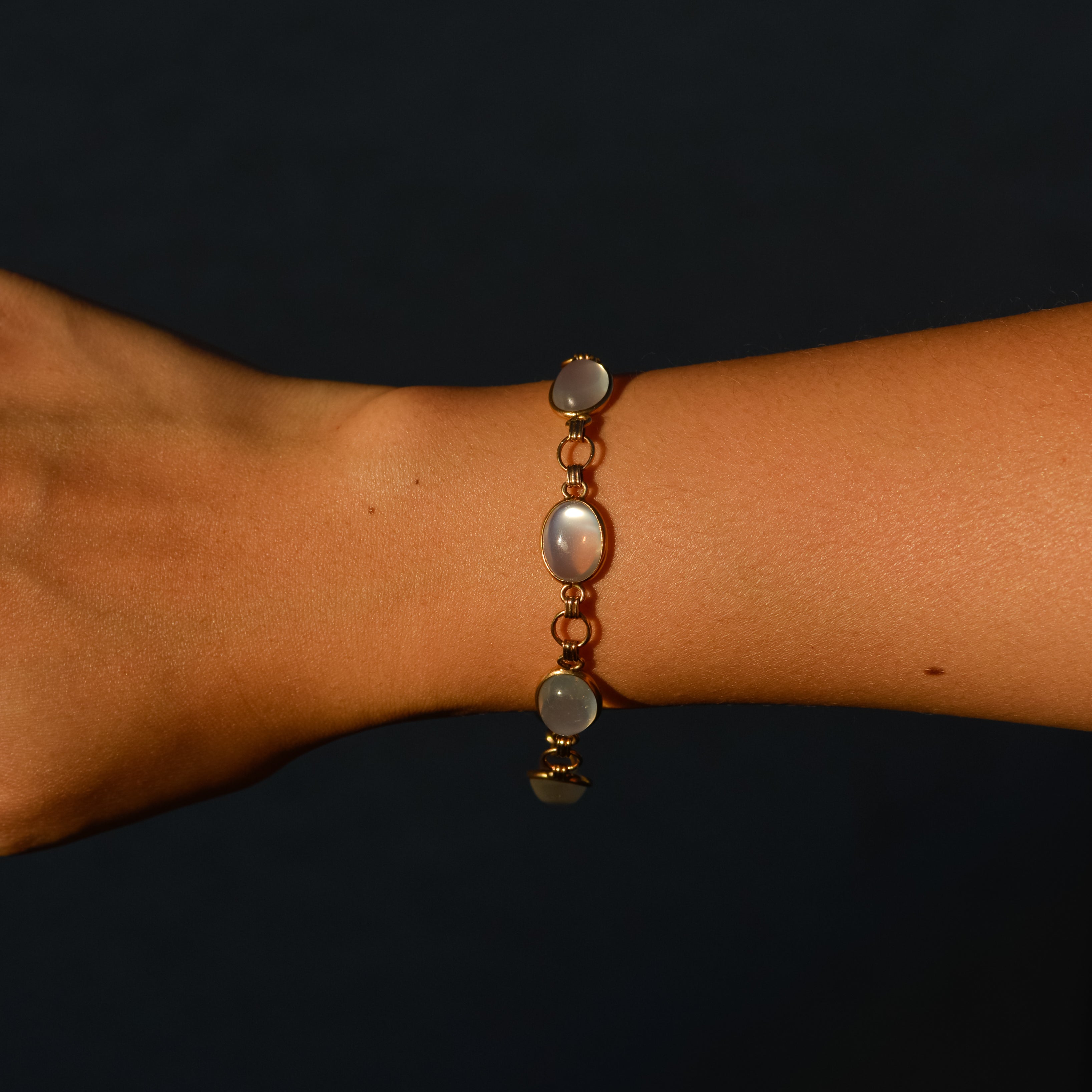 Vintage Moonstone Cabochon Bracelet