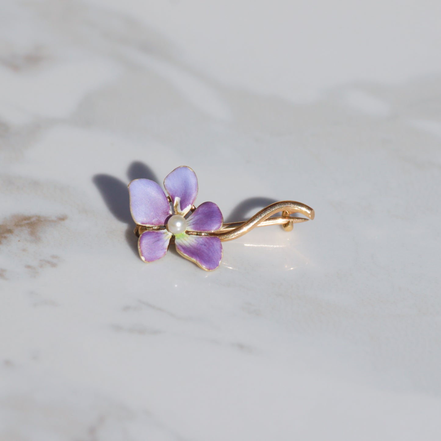 Antique Art Nouveau Enamel Violet Pin 14k Gold