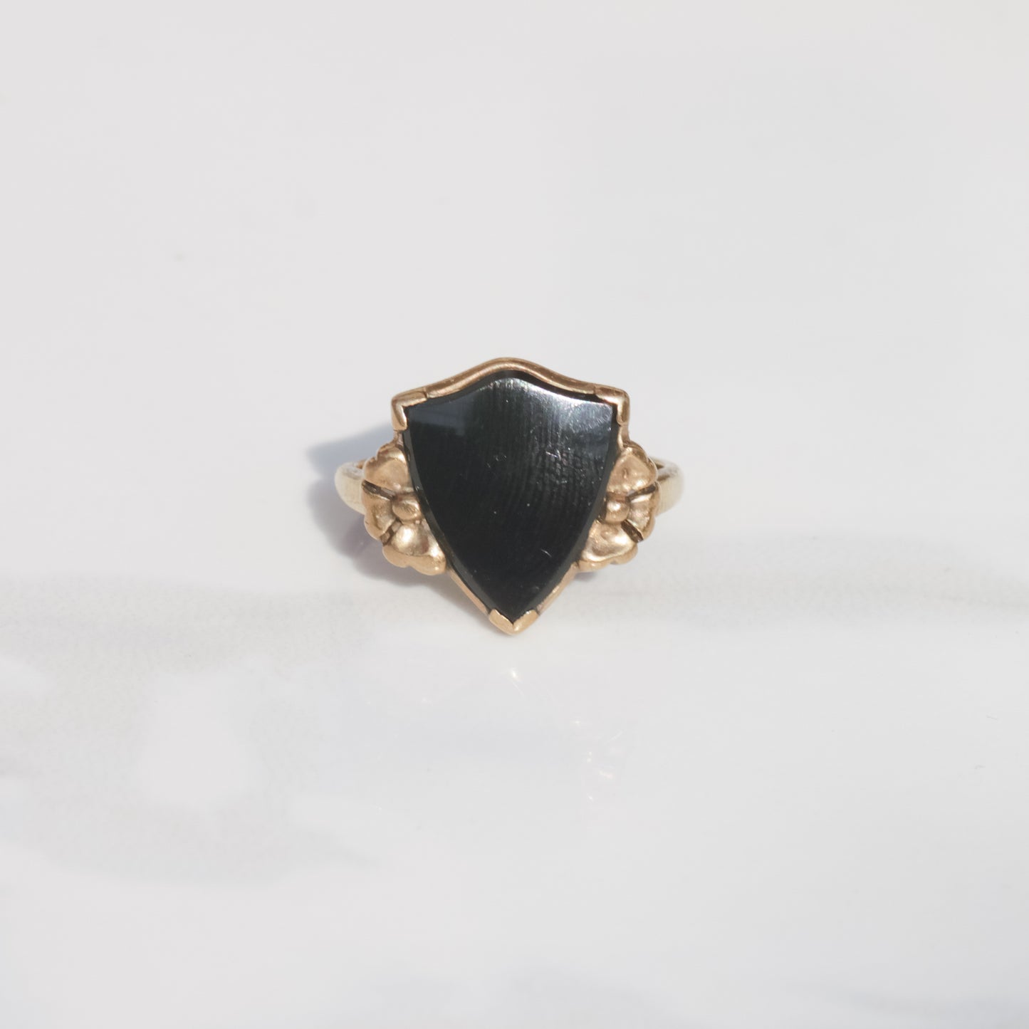 Vintage Onyx Shield Ring 10k Sz 6 1/2