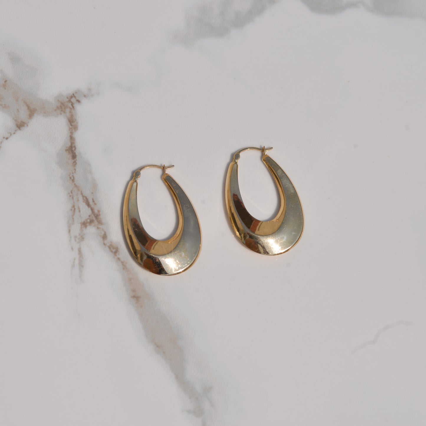 Vintage Oval Hoop Earrings 14k