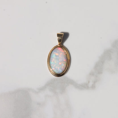 Vintage Oval Opal Pendant 14k