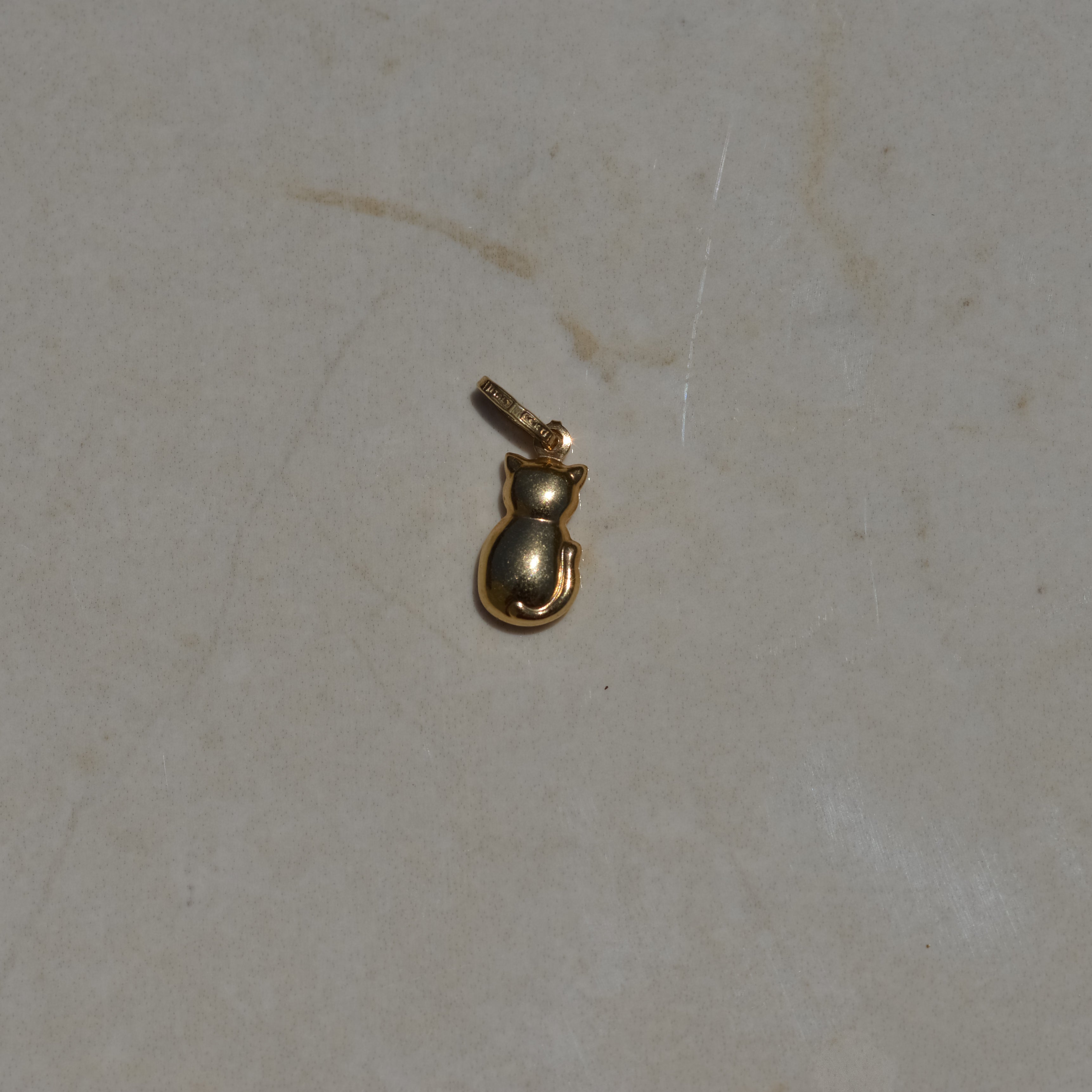 Vintage Puffy Cat Charm