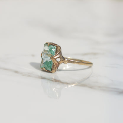 Vintage Rectangular Blue Topaz Ring Sz 6 3/4 10k