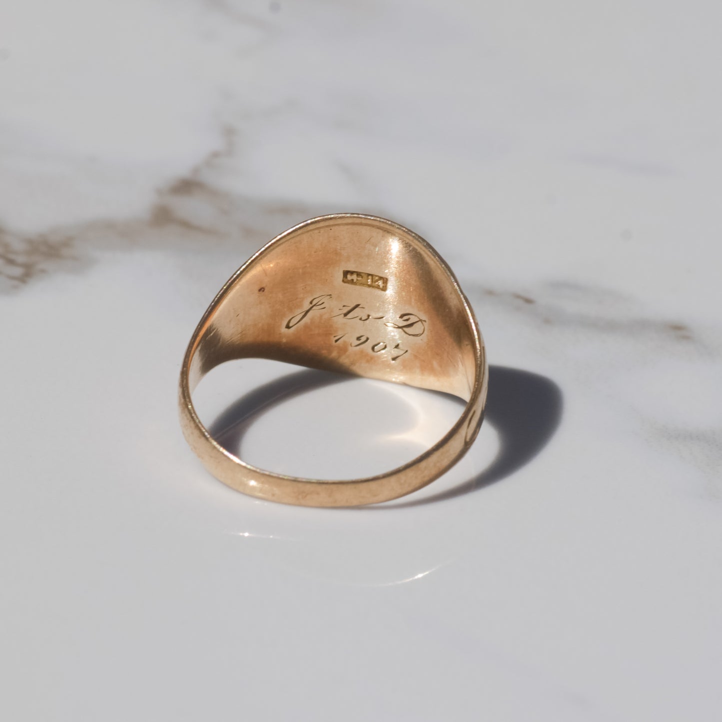 Antique Signet Ring Sz 7 3/4 14k