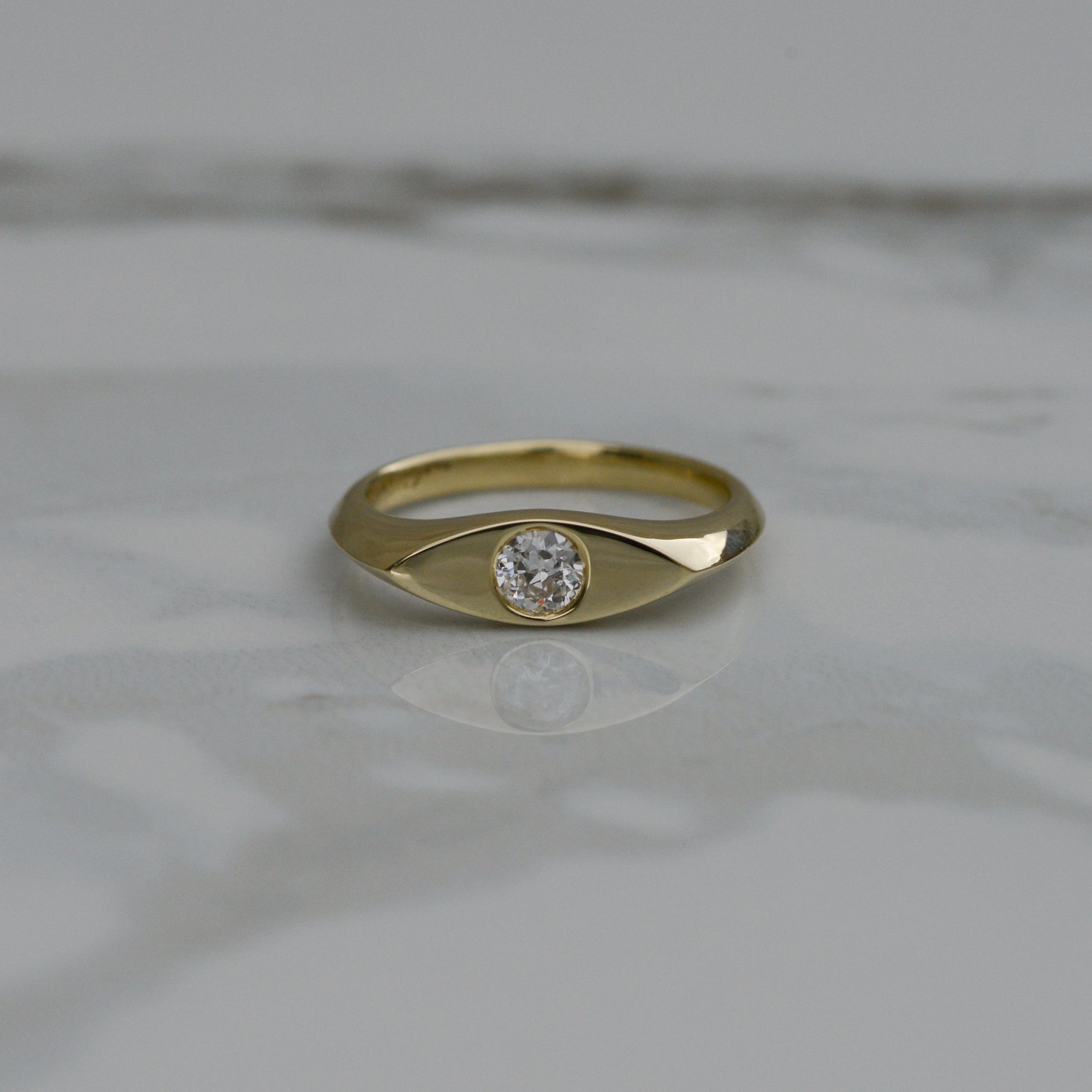 Diamond Eye Signet, old European cut