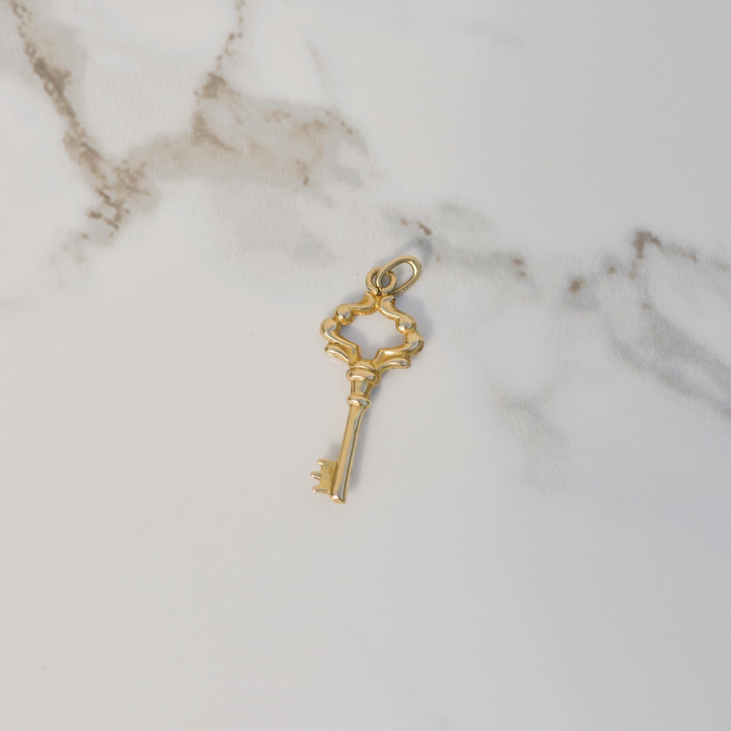 Vintage Key Charm 14k