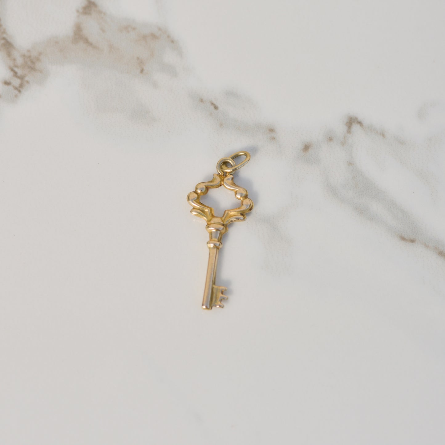 Vintage Key Charm 14k