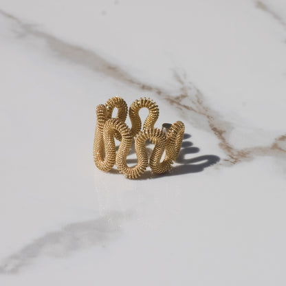 Vintage Squiggly Ring Sz 7 18k