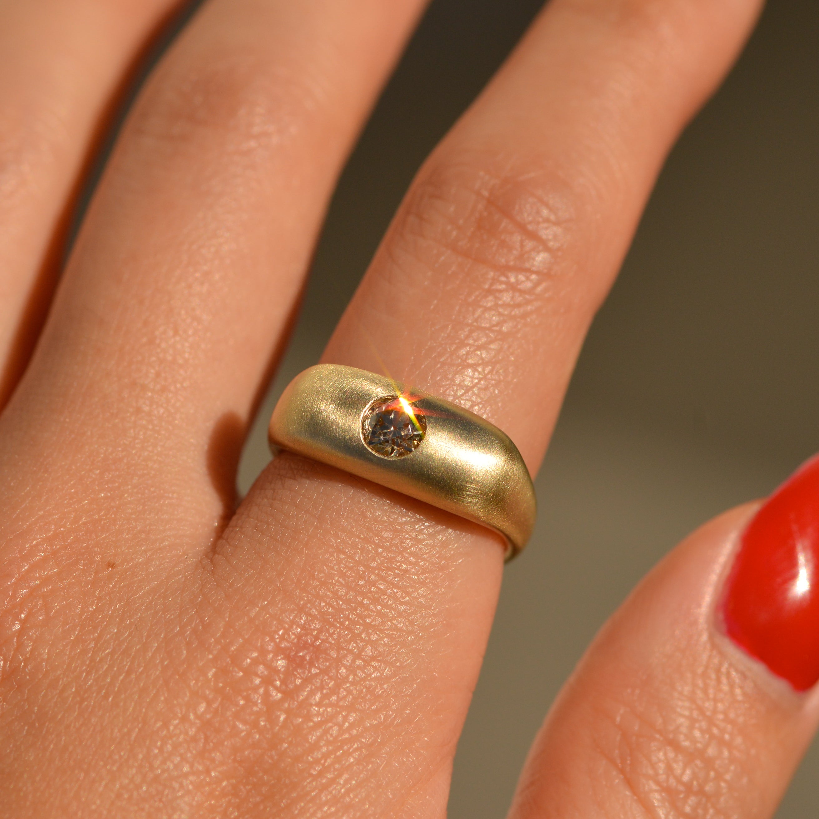 Seko Square Ring, champagne old European cut