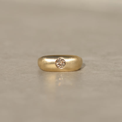 Seko Square Ring, champagne old European cut