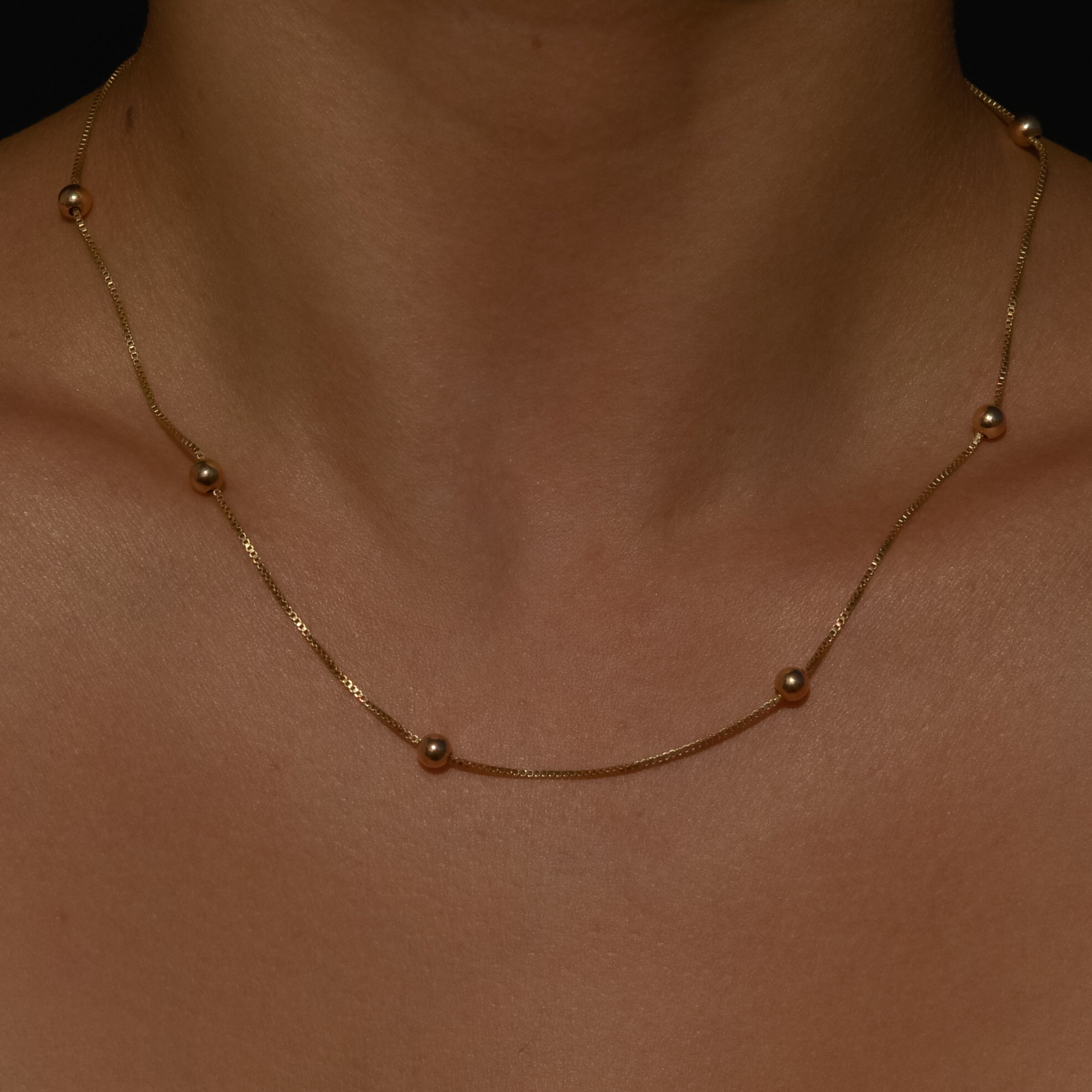 Estate Stationed Bead Chain 18" 14k
