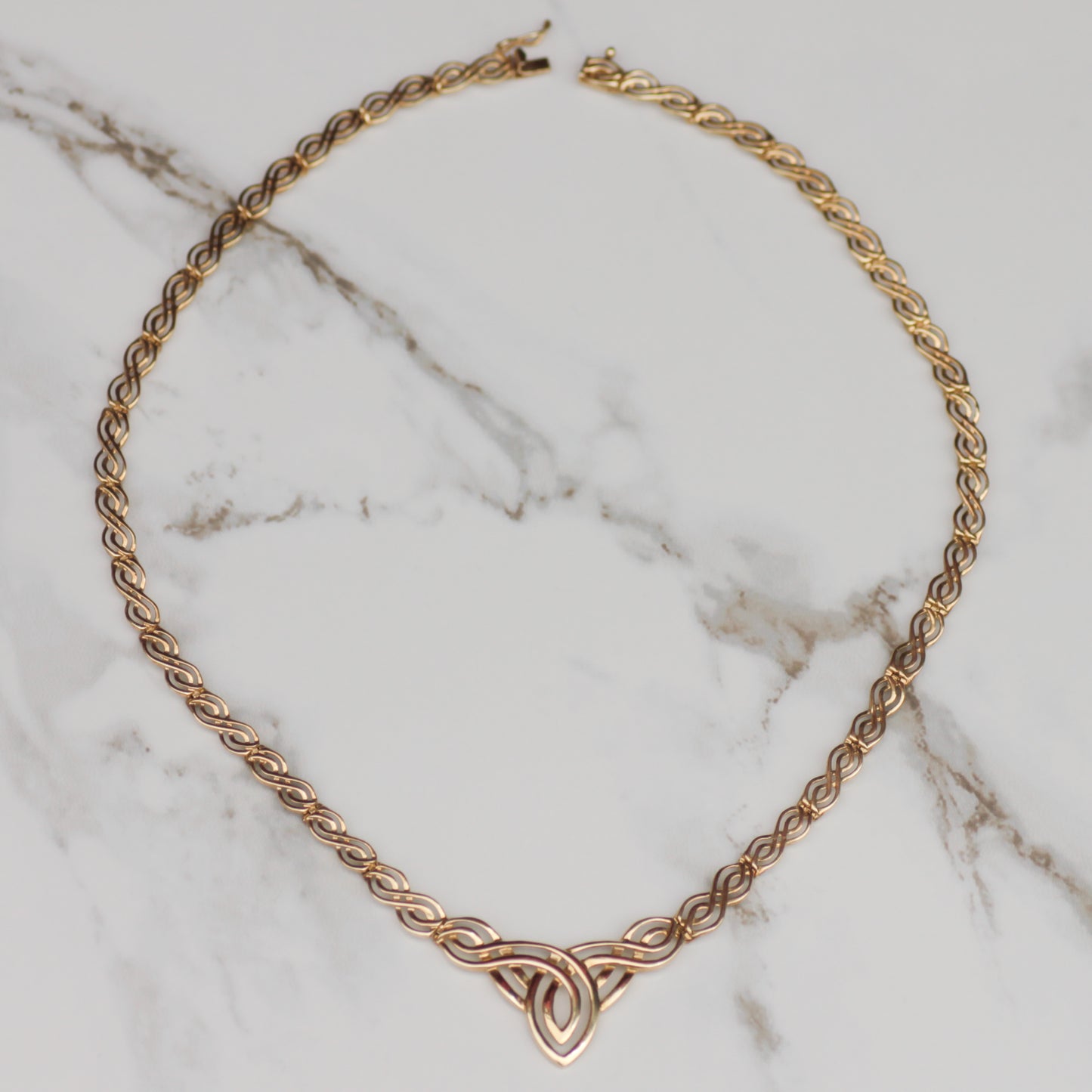 Vintage Scroll Design Choker 14k 16"