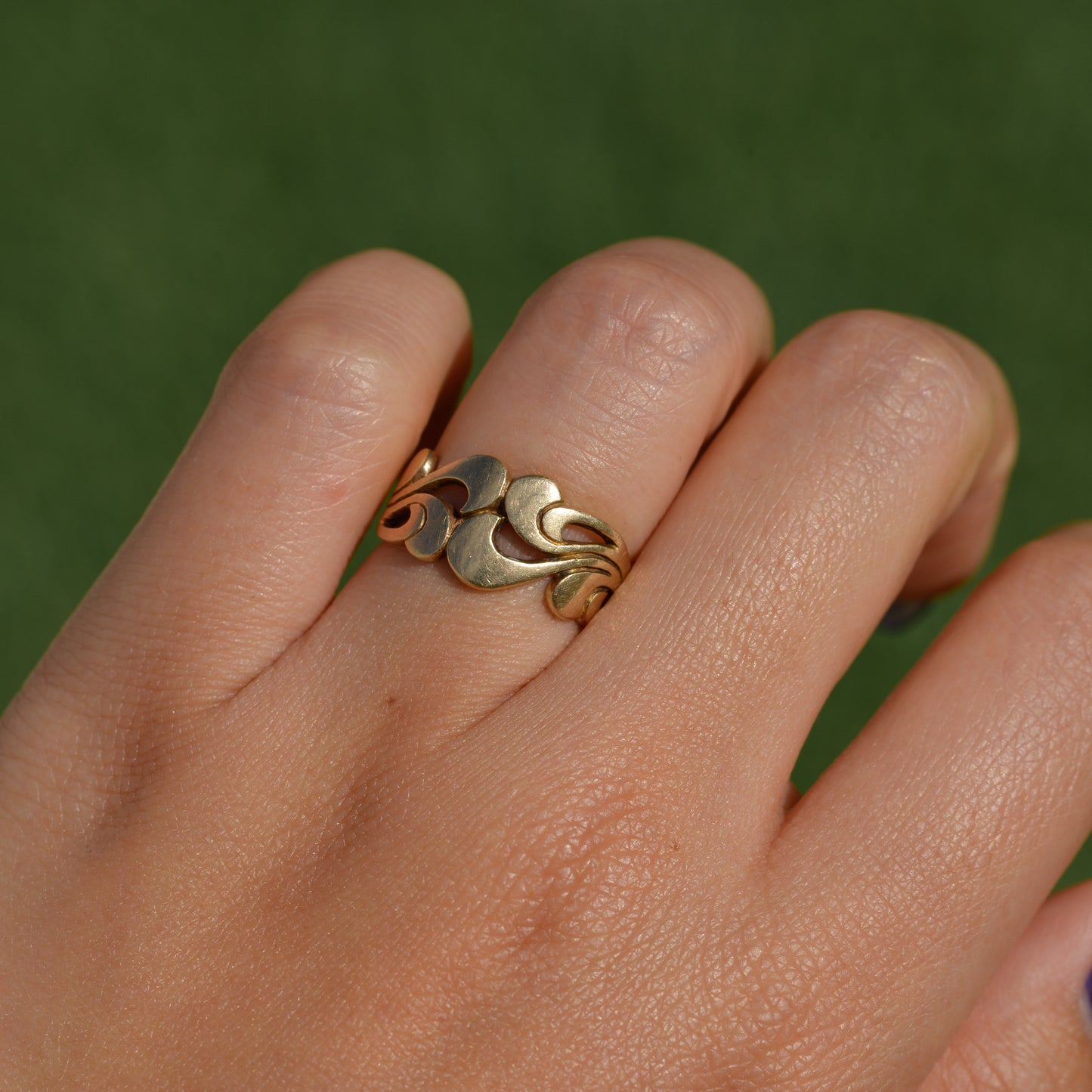 Vintage Wavy Ring Sz 5 1/2 14k