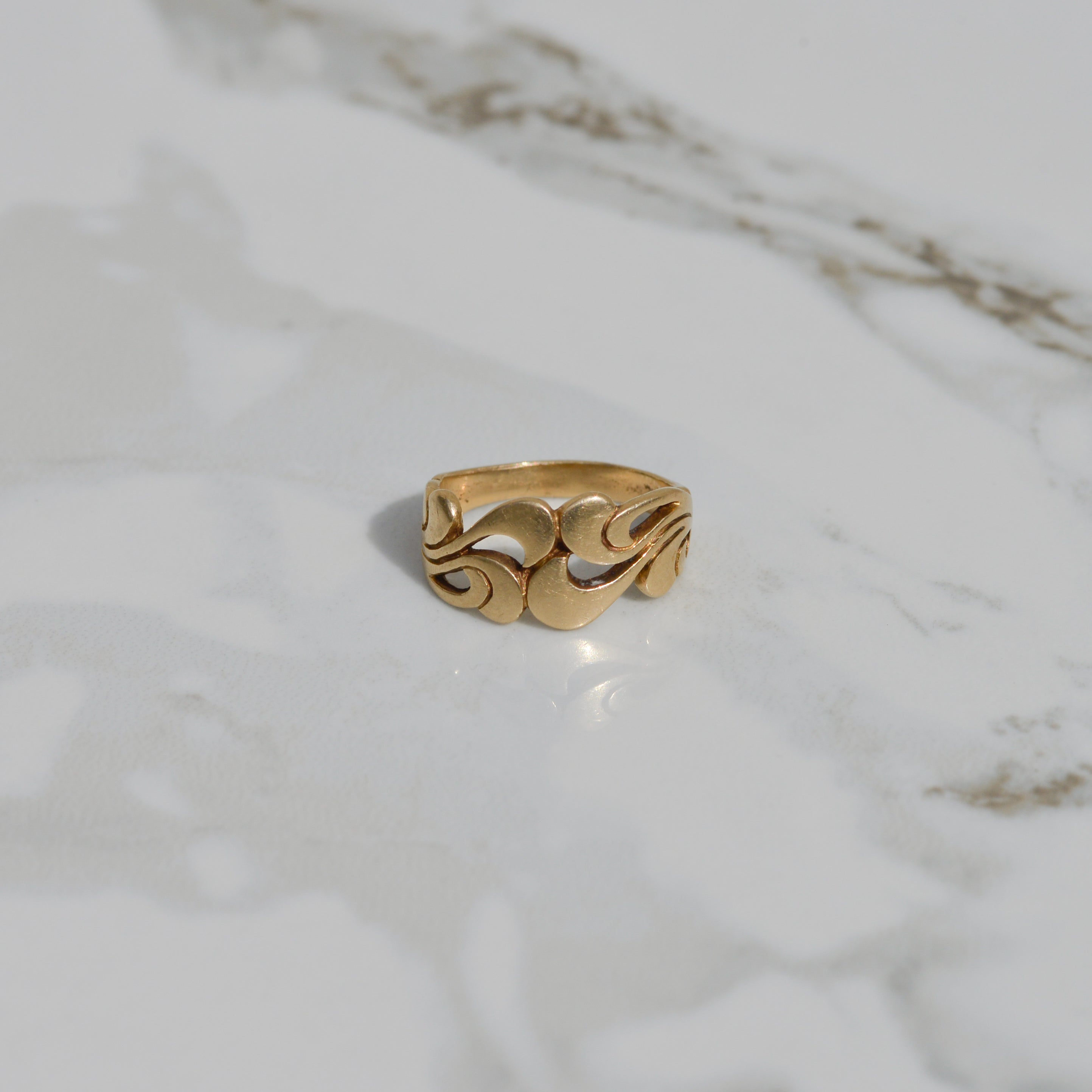 Vintage Wavy Ring