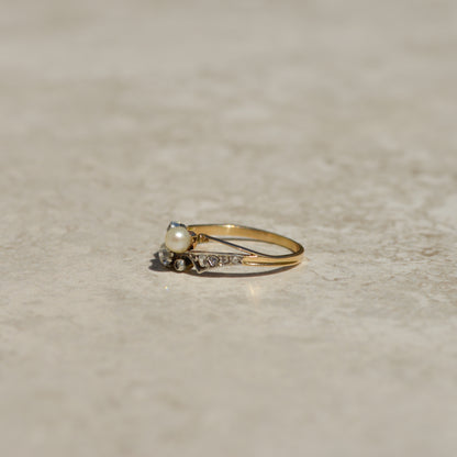 Edwardian Pearl & Diamond Toi et moi Ring
