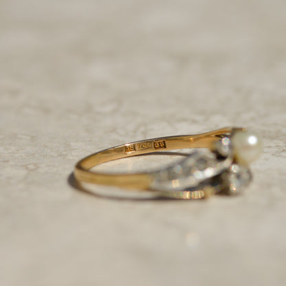 Edwardian Pearl & Diamond Toi et moi Ring
