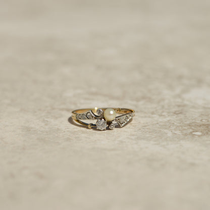 Edwardian Pearl & Diamond Toi et moi Ring