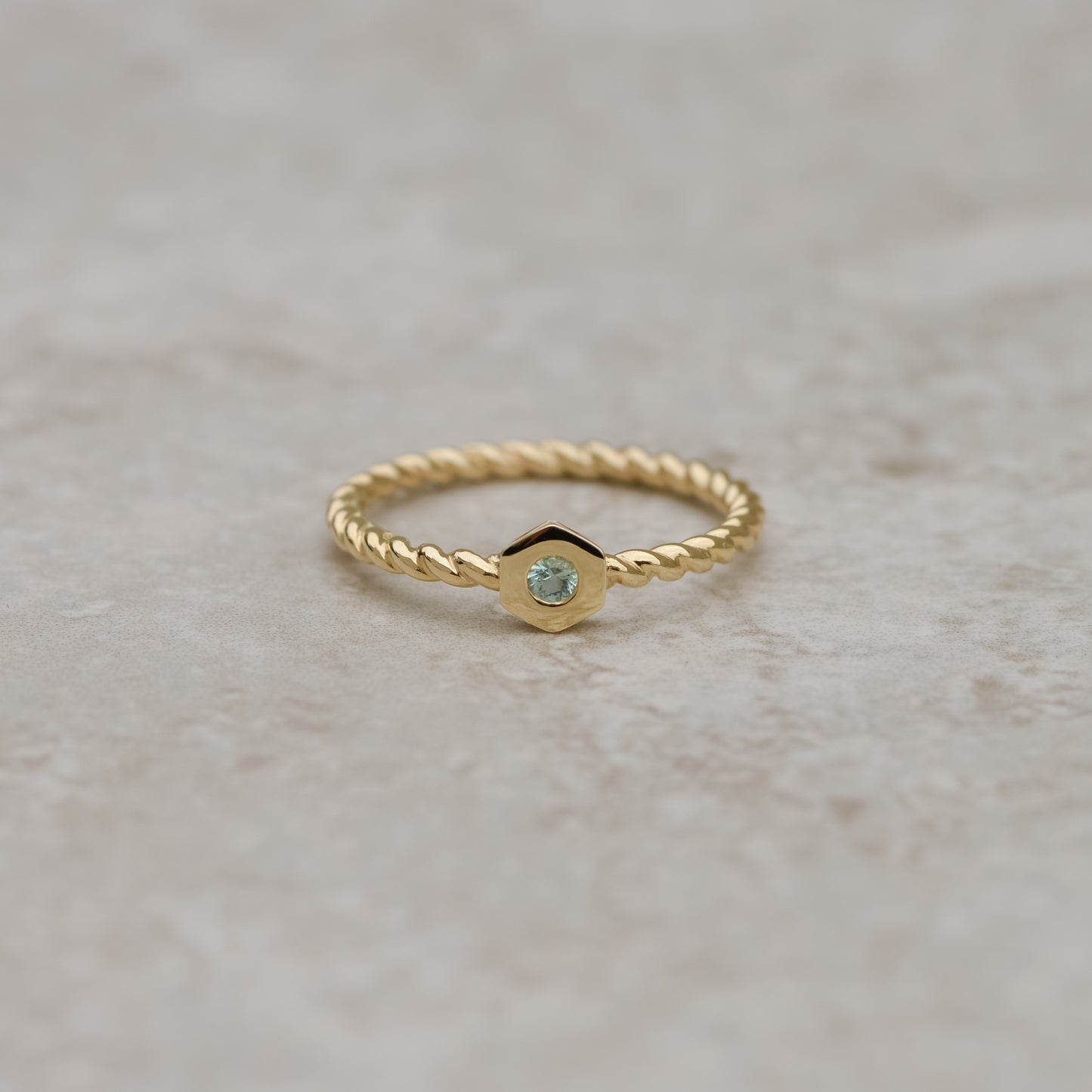 04: Token Twisted Stacking Rings